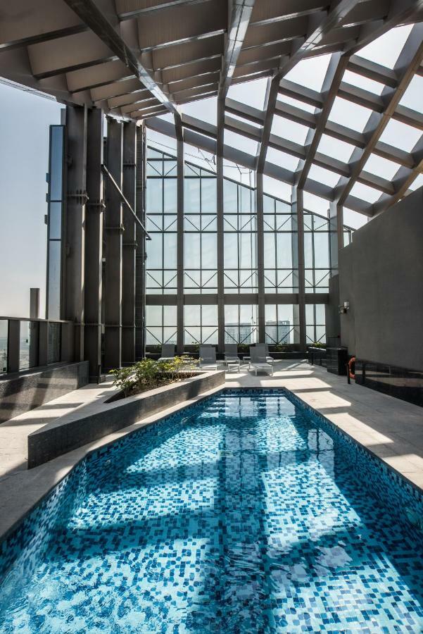 Fantastay - Luxury Studio Sparkle Tower Dubai Marina Екстериор снимка