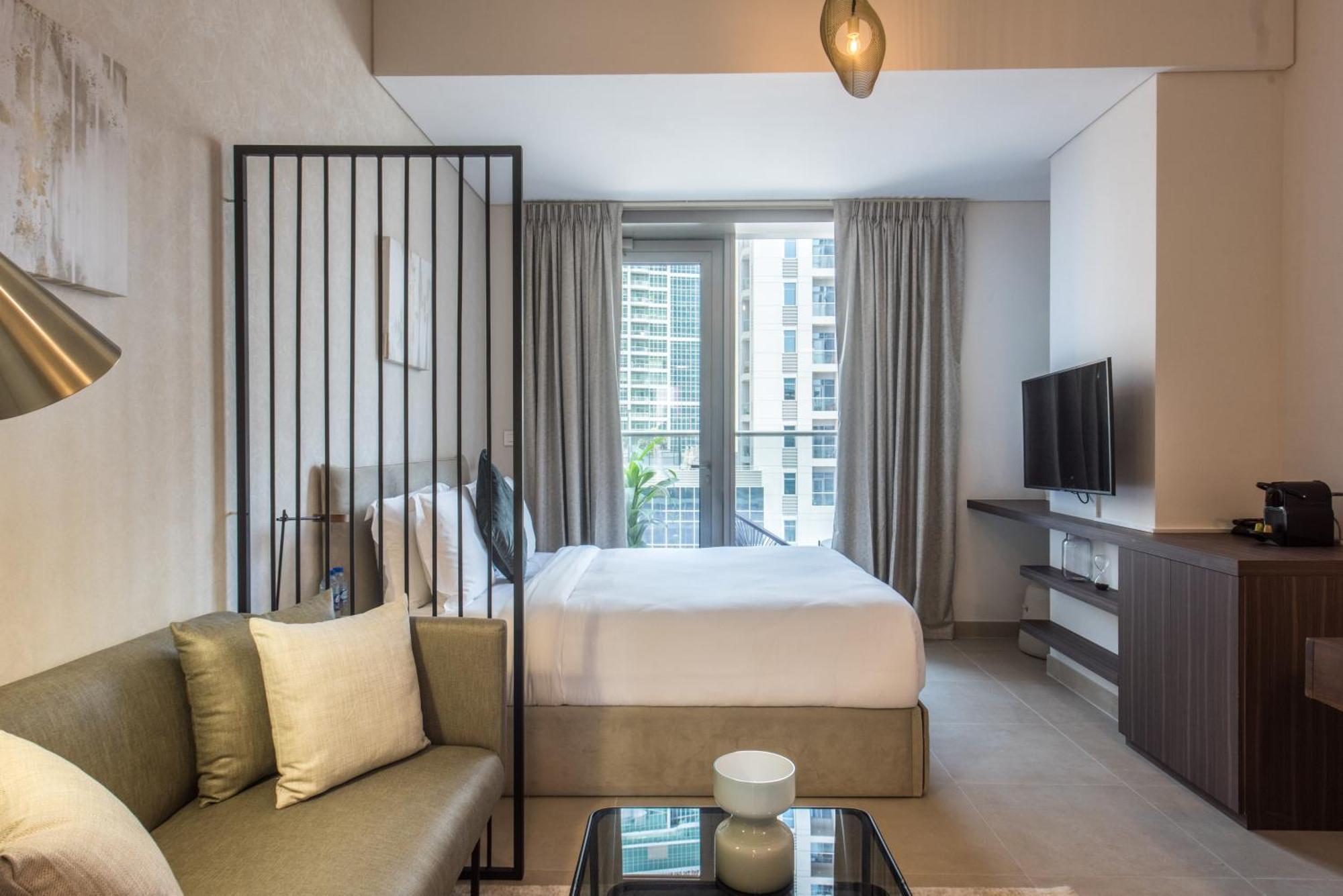 Fantastay - Luxury Studio Sparkle Tower Dubai Marina Екстериор снимка